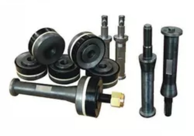 API Standard Mud Pump Spare Parts Triplex Rubber Piston Assembly 1