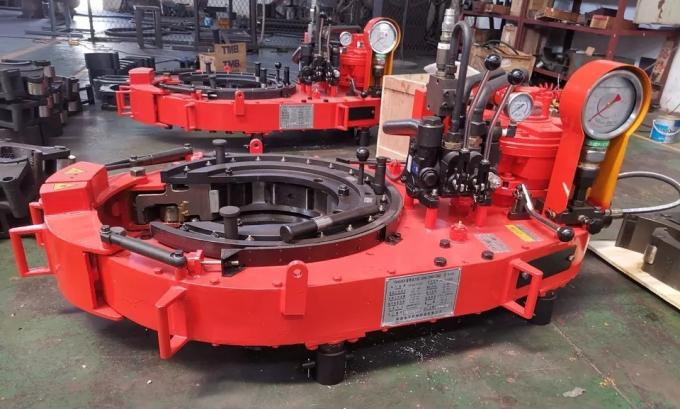 Making Up / Breaking Out Tubular Handling Tools TQ Hydraulic Casing Power Tongs 1