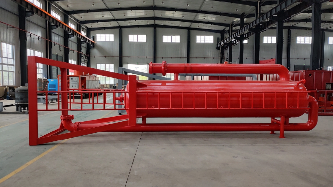 API Solid Control System Mud Gas Separator For Drilling Liquid / Fluid And Gas 1