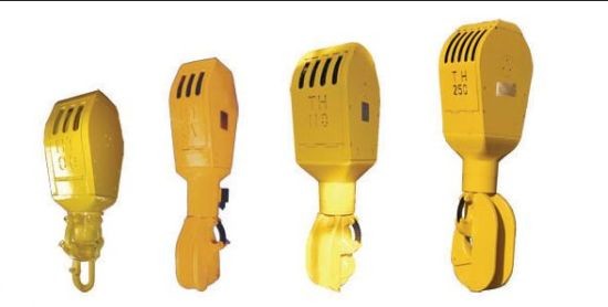 Yellow Drilling Rig Spare Parts API 8C DG Series Drilling Hook For Oilfield 0