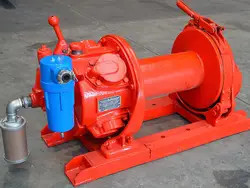 Drilling Rig Spare Parts Lifting Hauling Equipment QJL 0.5 / 40(A) / QJ5 / 220(B) Air Winch